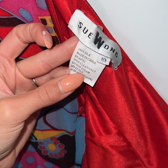 Flowy halter silk dress - Picture 7 of 9